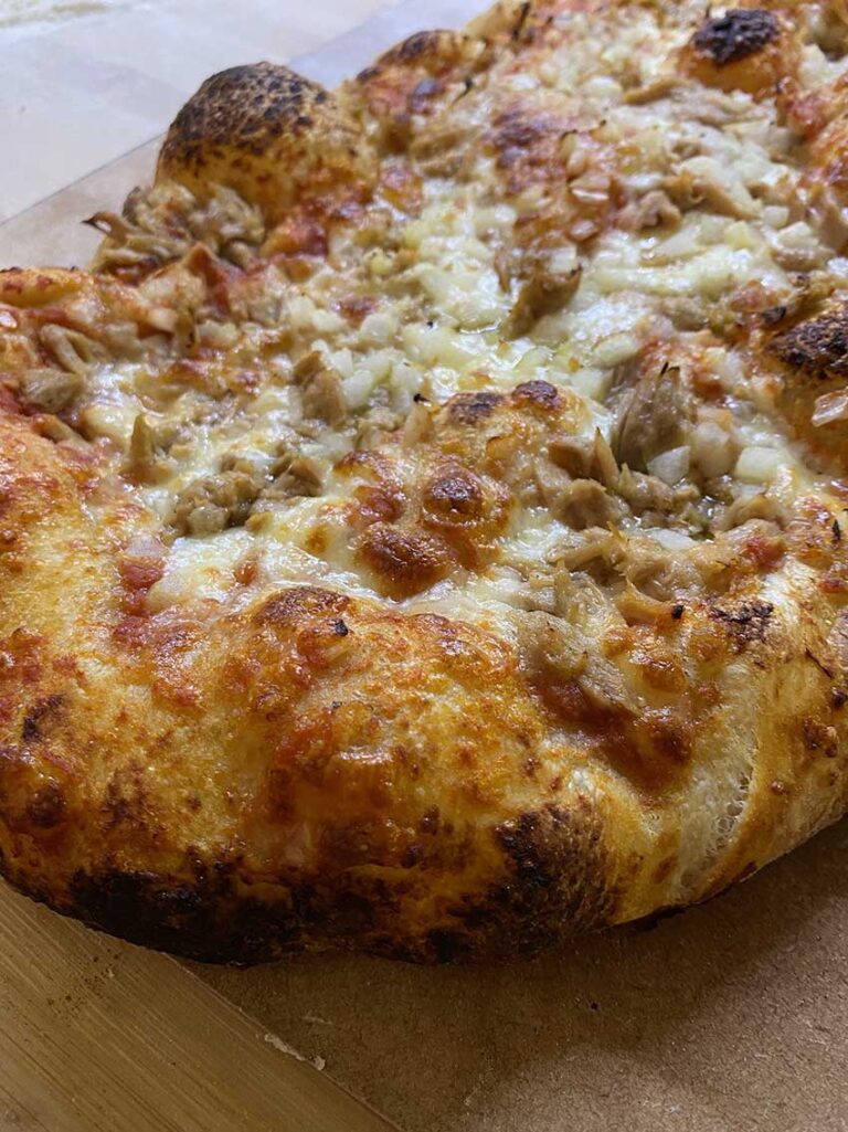 Pinsa romana a lunga lievitazione – un mix perfetto di leggerezza e gusto. lievitiamo_pinsa_romana7