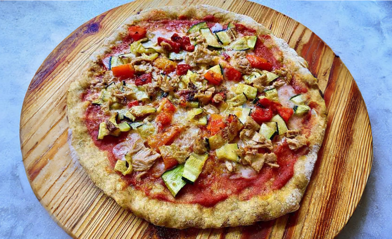Pizza vegana con Farina Senatore Cappelli lievitiamo pizza tonda senatore cappelli mozzarella veg 4.png