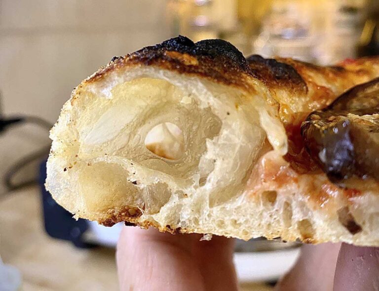 Pizza fatta in casa: 6 consigli per farla come in pizzeria lievitiamo-6-consigli-utili-per-fare-la-pizza-in-casa-6